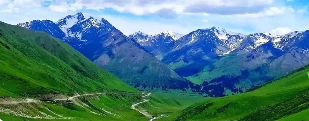 13 day trip to Xinjiang, Urumqi, Tianshan Tianchi, Koktokay, Koh Suri, Wucai Beach, Kanas, Hemu, Grassland Shenshi City, G219 Highway, Urhe Devil City, Sailimu Lake Guozigou, Nalati Grassland, Lavender, the middle section of Duku Highway, Bayinbuluke Grassland, the south section of Duku Highway, the mysterious grand canyon of Tianshan, Kuqa in Kucha, Luobulen Village, Kuerle in Licheng, Flaming Mountain in Turpan, Karez, and Grape Manor